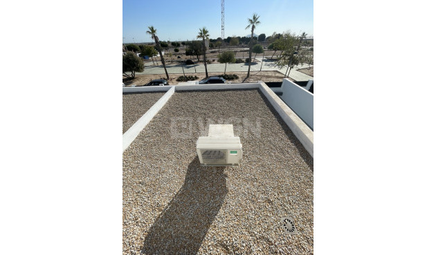 Odsprzedaż - Villa - Roldan