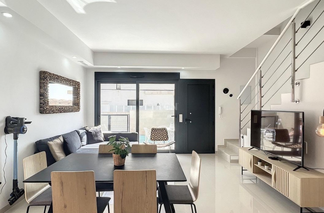 Odsprzedaż - Kamienica - Orihuela Costa - Costa Blanca