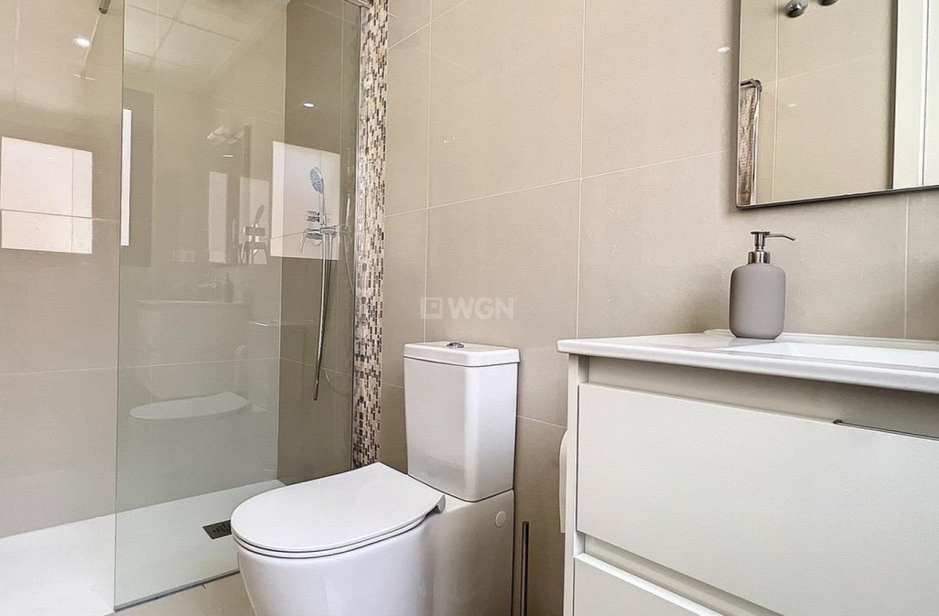 Odsprzedaż - Kamienica - Orihuela Costa - Costa Blanca