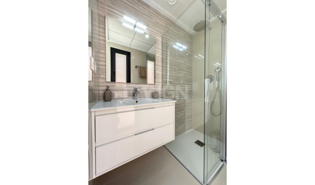 Odsprzedaż - Kamienica - Orihuela Costa - Costa Blanca