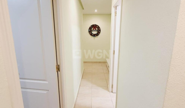 Odsprzedaż - Mieszkanie w bloku - Torrevieja - Centro