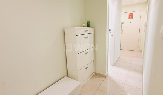 Odsprzedaż - Mieszkanie w bloku - Torrevieja - Centro