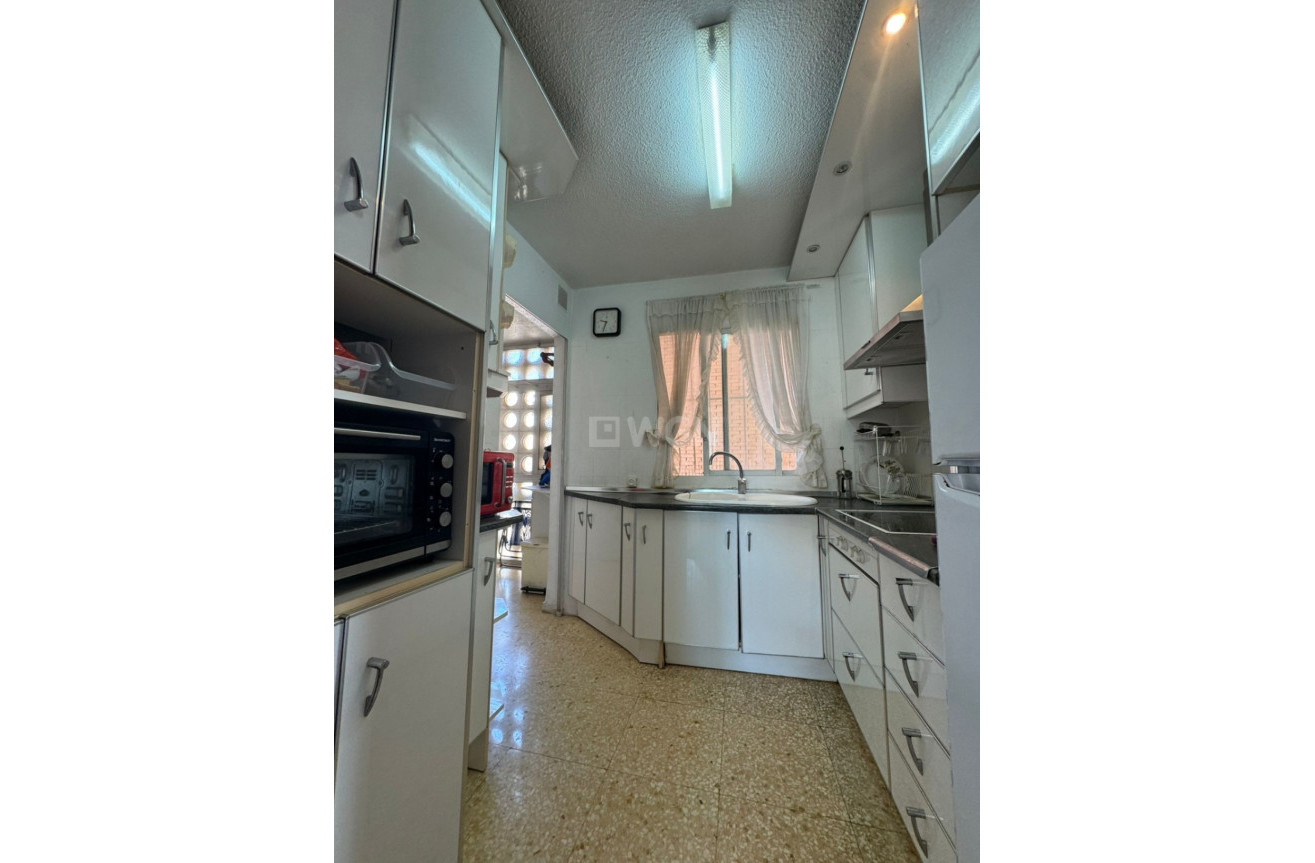 Odsprzedaż - Mieszkanie w bloku - Benidorm - Costa Blanca