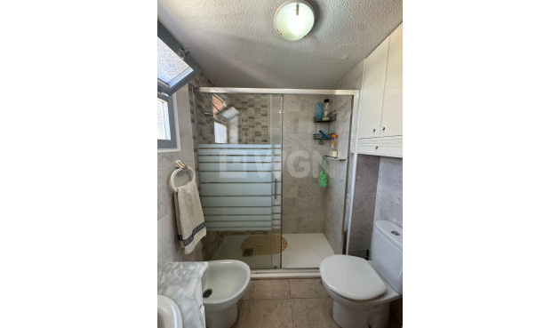 Odsprzedaż - Mieszkanie w bloku - Benidorm - Costa Blanca