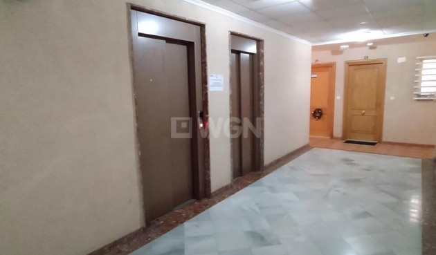 Resale - Apartment / flat - Torrevieja