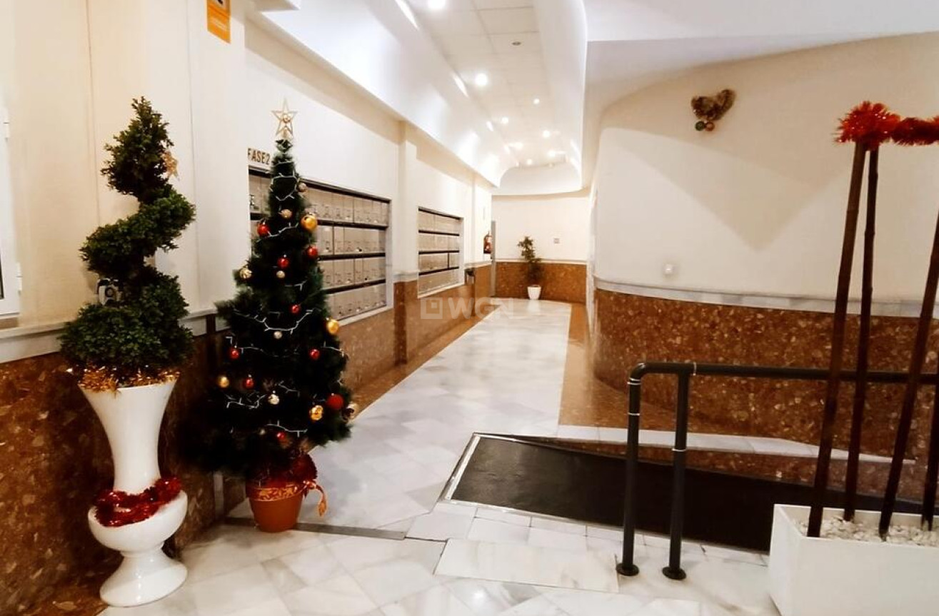 Resale - Apartment / flat - Torrevieja