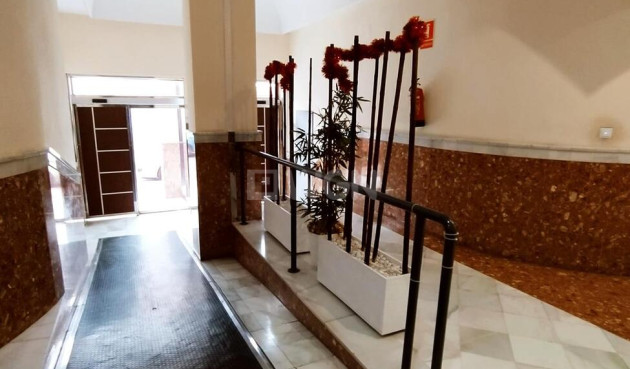 Resale - Apartment / flat - Torrevieja