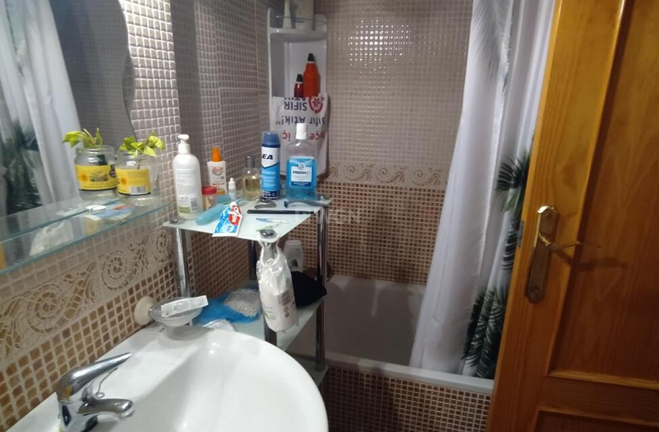 Resale - Apartment / flat - Torrevieja