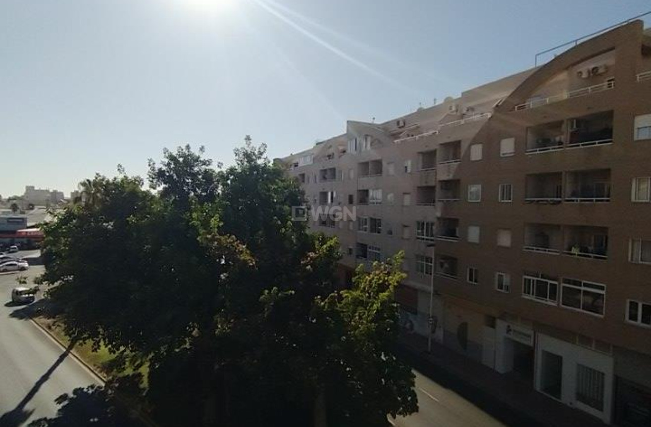 Resale - Apartment / flat - Torrevieja