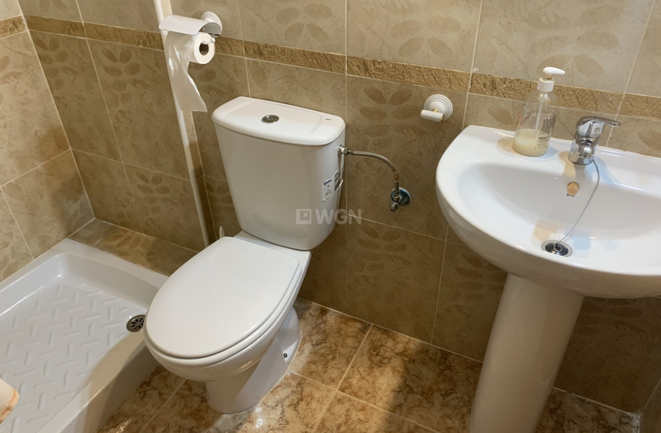 Odsprzedaż - Mieszkanie w bloku - Punta Prima - Costa Blanca