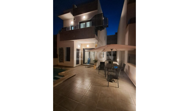 Wiederverkauf - Villa - Torrevieja - Costa Blanca