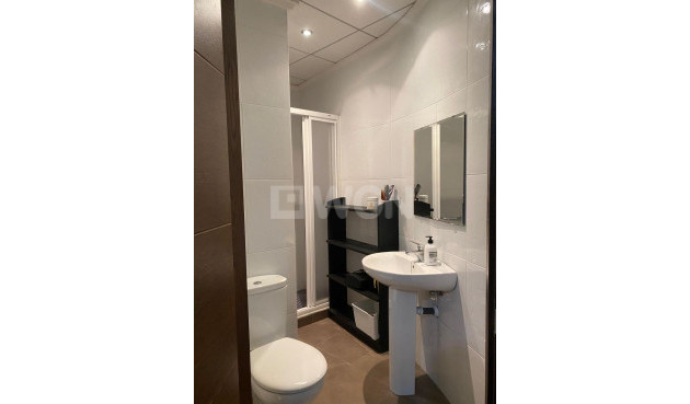 Odsprzedaż - Villa - Torrevieja - Centro - Muelle Pesquero