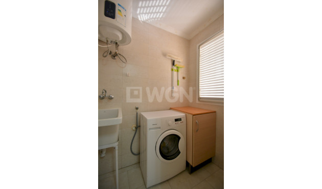 Odsprzedaż - Mieszkanie w bloku - Guardamar del Segura - Costa Blanca