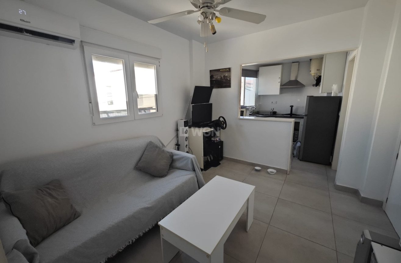 Resale - Apartment / flat - Torrevieja - Costa Blanca