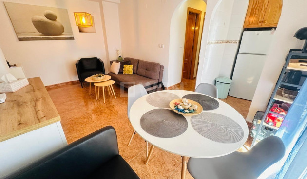 Reventa - Apartamento / piso - Torrevieja - Centro