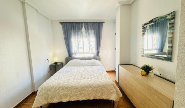 Reventa - Apartamento / piso - Torrevieja - Centro