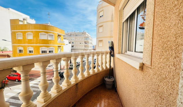 Reventa - Apartamento / piso - Torrevieja - Centro