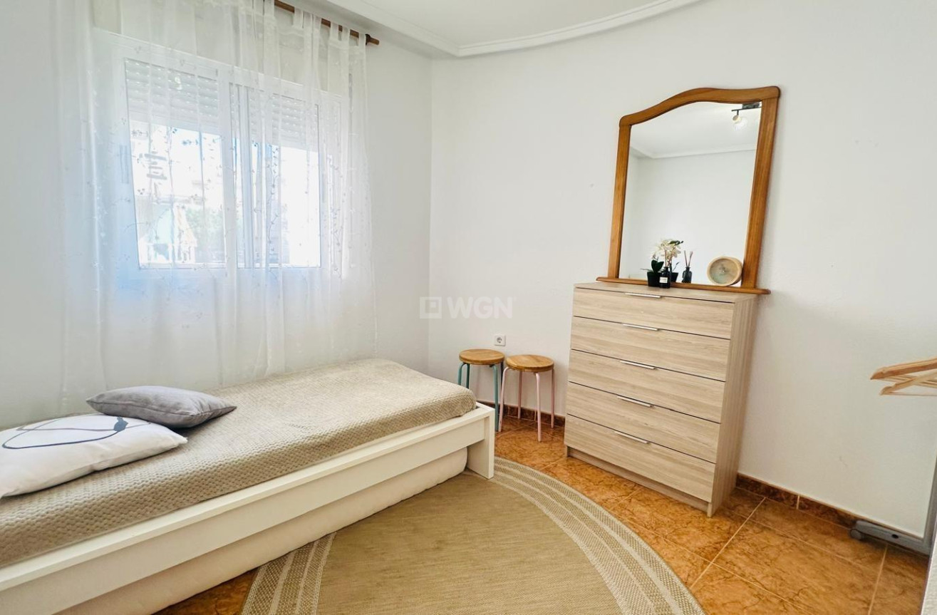 Reventa - Apartamento / piso - Torrevieja - Centro