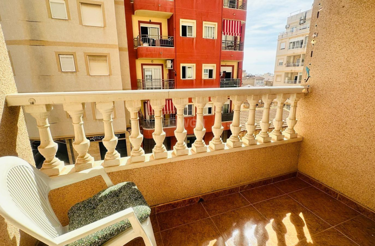 Reventa - Apartamento / piso - Torrevieja - Centro
