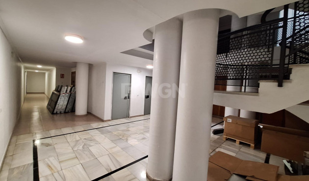 Resale - Apartment / flat - Torrevieja - Acequion