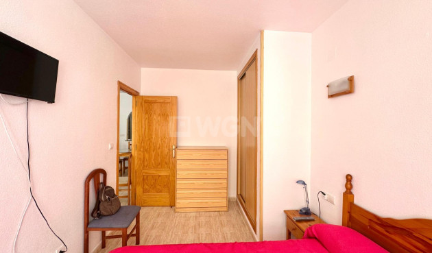 Resale - Apartment / flat - Torrevieja - Estacion De Autobuses