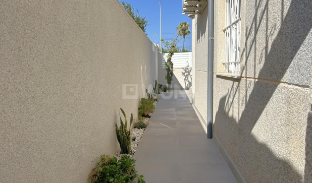 Wiederverkauf - Bungalow - Torrevieja - El Chaparral