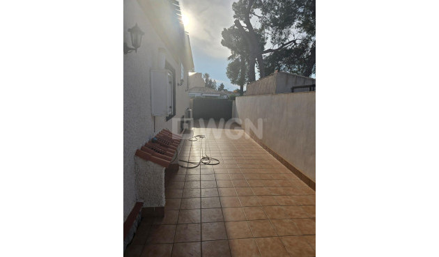 Odsprzedaż - Villa - Orihuela Costa - Campoamor