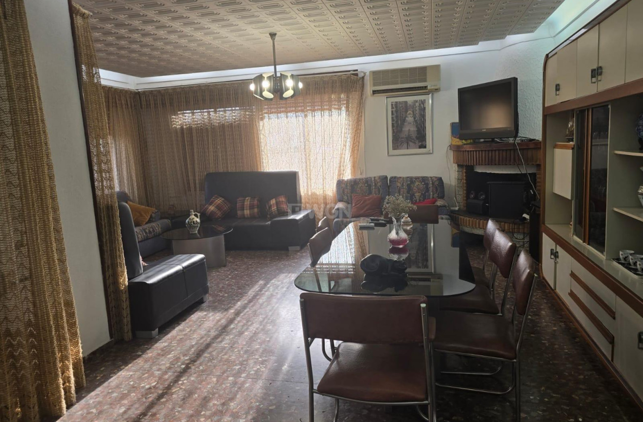 Odsprzedaż - Villa - Orihuela Costa - Campoamor