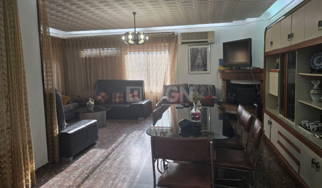 Odsprzedaż - Villa - Orihuela Costa - Campoamor