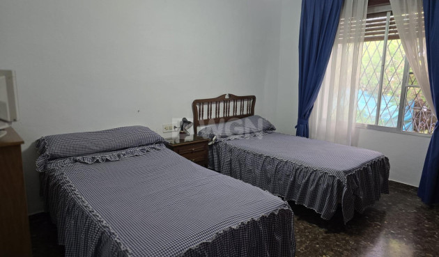 Odsprzedaż - Villa - Orihuela Costa - Campoamor