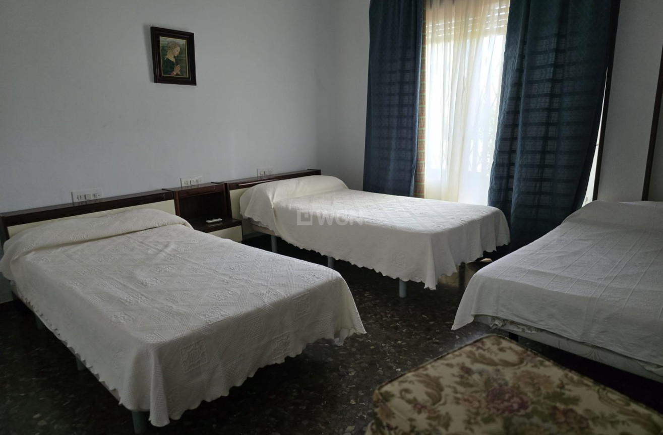 Odsprzedaż - Villa - Orihuela Costa - Campoamor