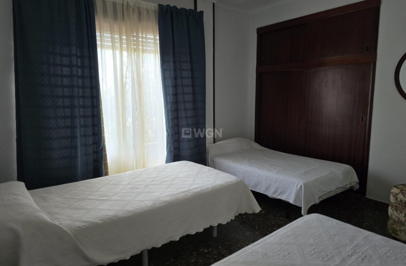 Odsprzedaż - Villa - Orihuela Costa - Campoamor