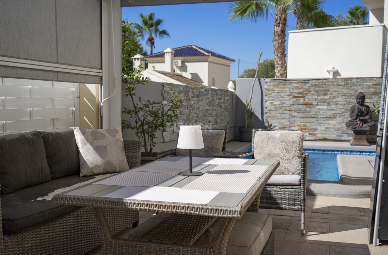 Odsprzedaż - Villa - Las Ramblas Golf - Calle Mayor