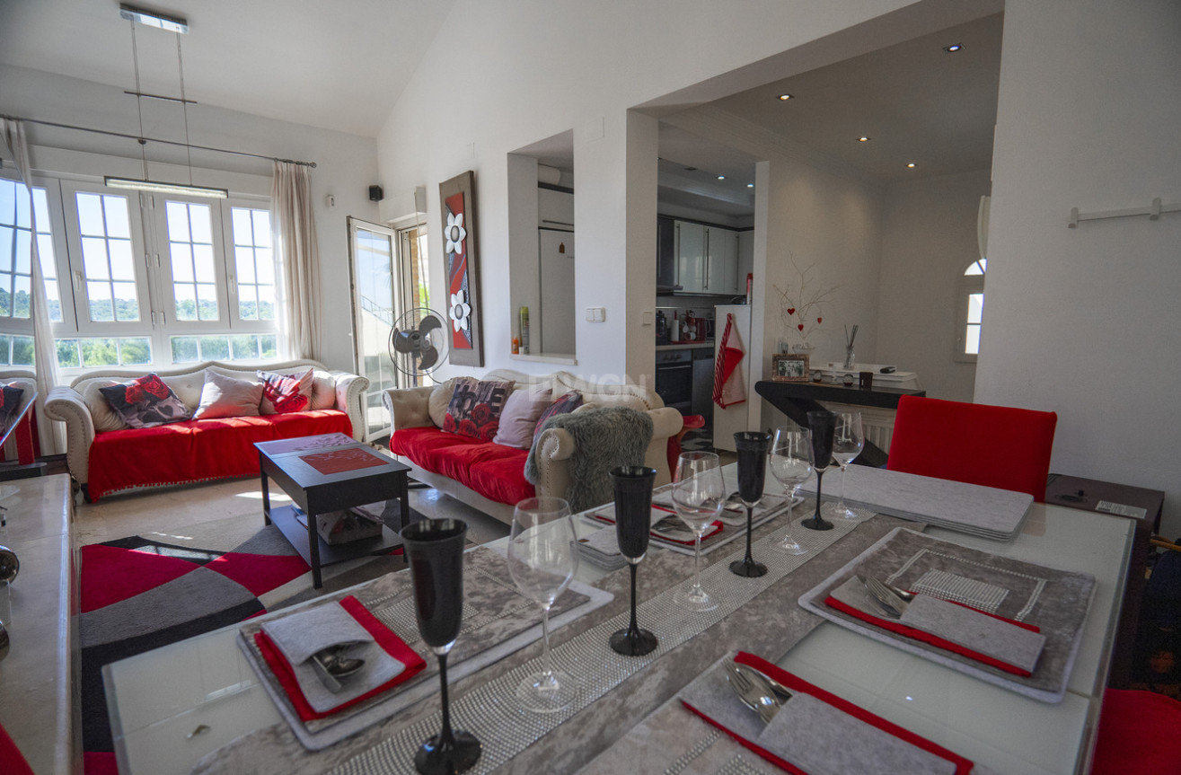 Odsprzedaż - Villa - Las Ramblas Golf - Calle Mayor