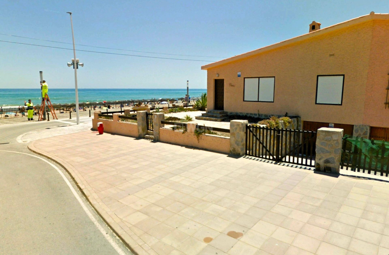 Odsprzedaż - Kamienica - Torrevieja - La Mata