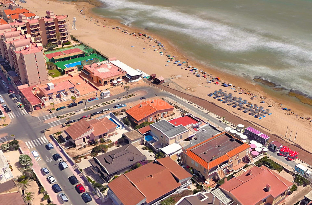Odsprzedaż - Kamienica - Torrevieja - La Mata