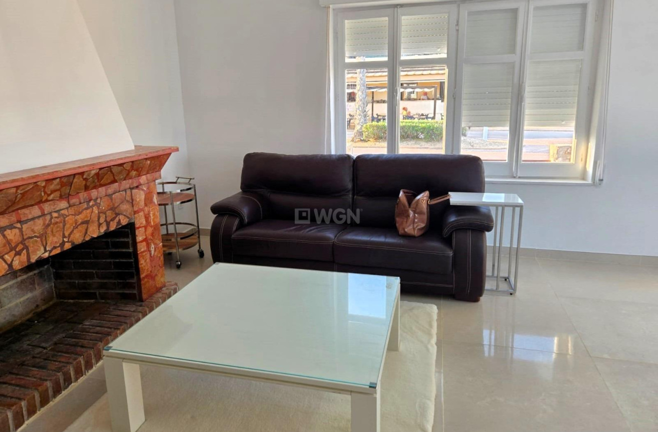 Odsprzedaż - Kamienica - Torrevieja - La Mata