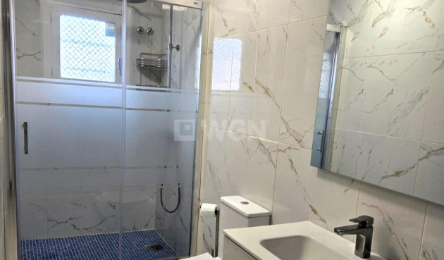 Odsprzedaż - Kamienica - Torrevieja - La Mata