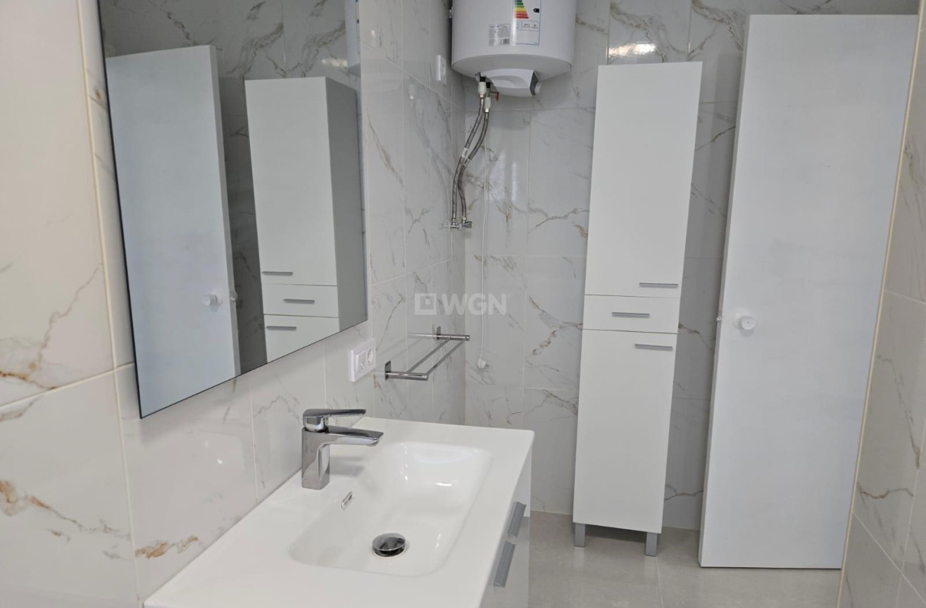 Odsprzedaż - Kamienica - Torrevieja - La Mata