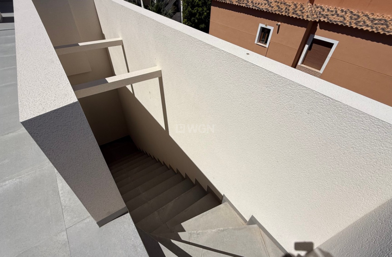 Odsprzedaż - Daszek - Orihuela - Inland