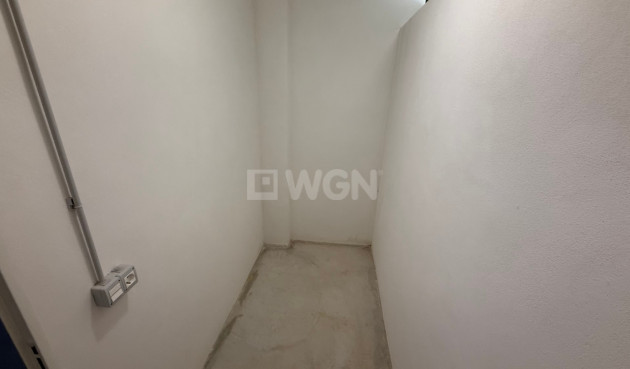 Odsprzedaż - Daszek - Orihuela - Inland