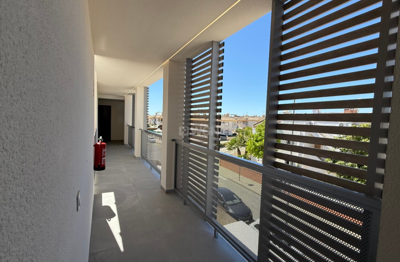 Odsprzedaż - Daszek - Orihuela - Inland