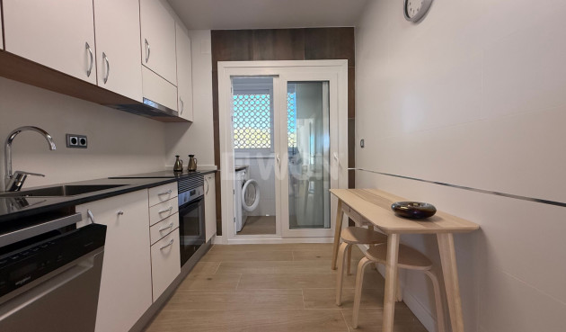 Resale - Apartment / flat - Orihuela - Inland