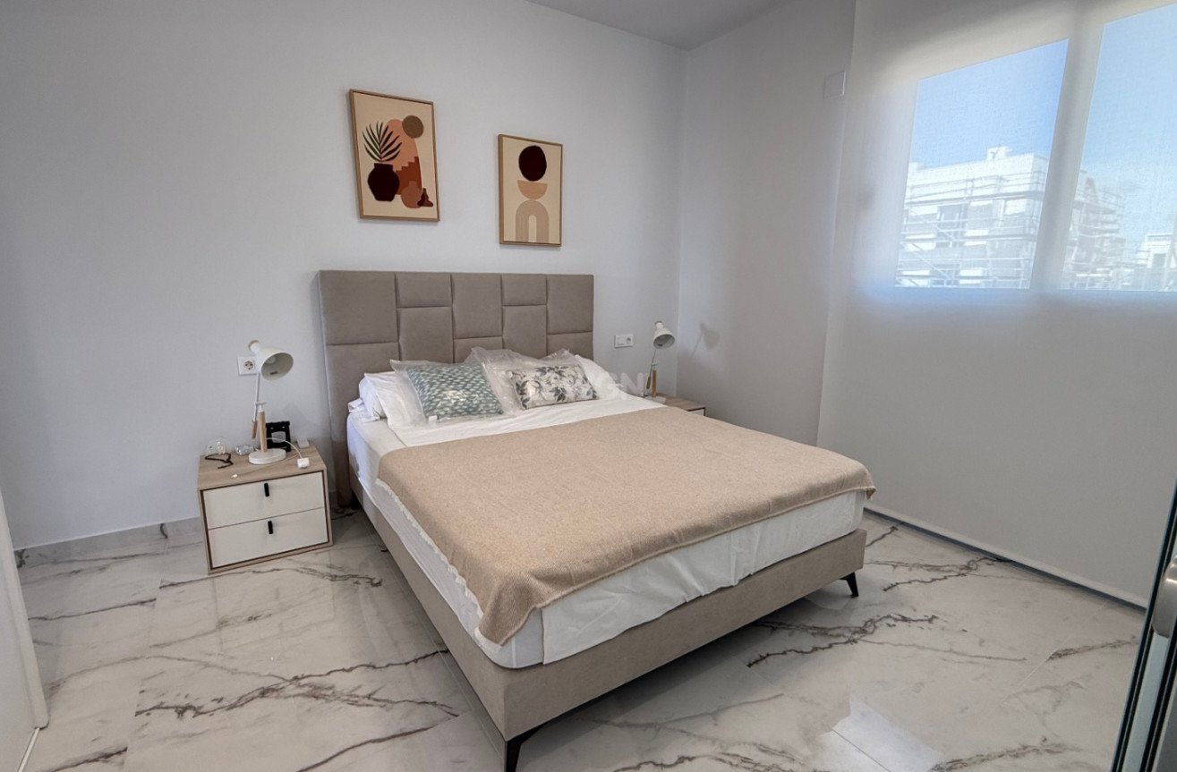 Resale - Apartment / flat - Orihuela - Inland