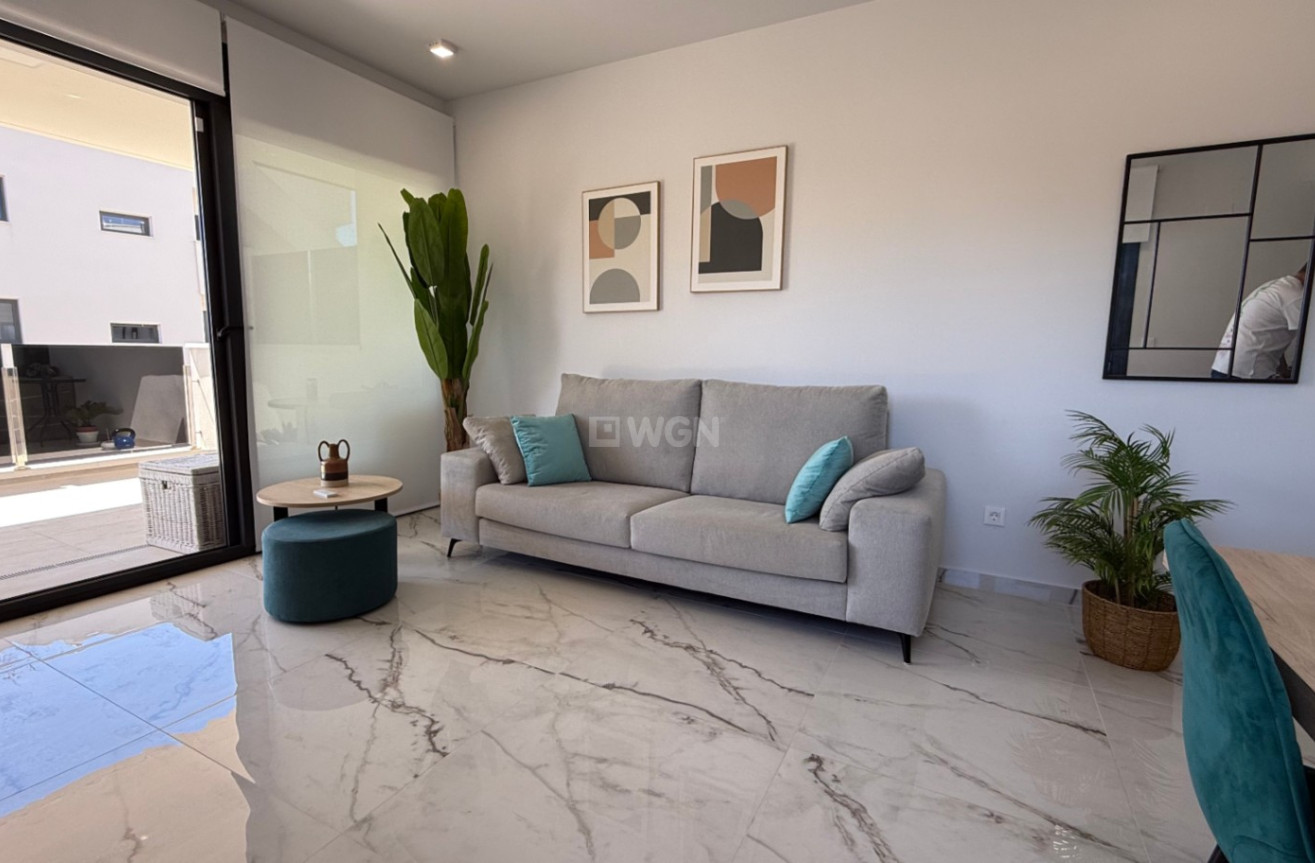 Resale - Apartment / flat - Orihuela - Inland