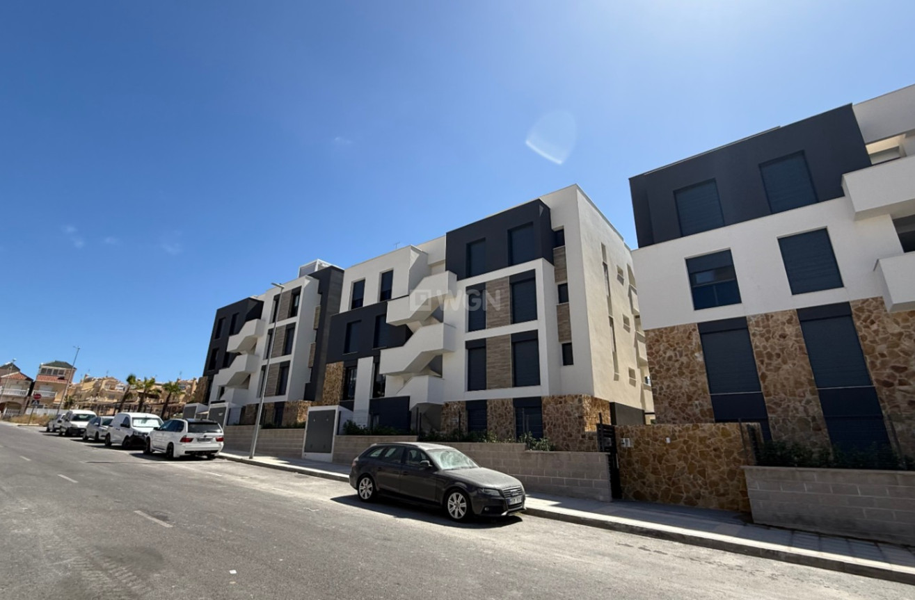 Resale - Apartment / flat - Orihuela - Inland