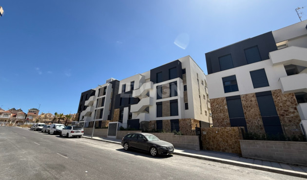 Resale - Apartment / flat - Orihuela - Inland