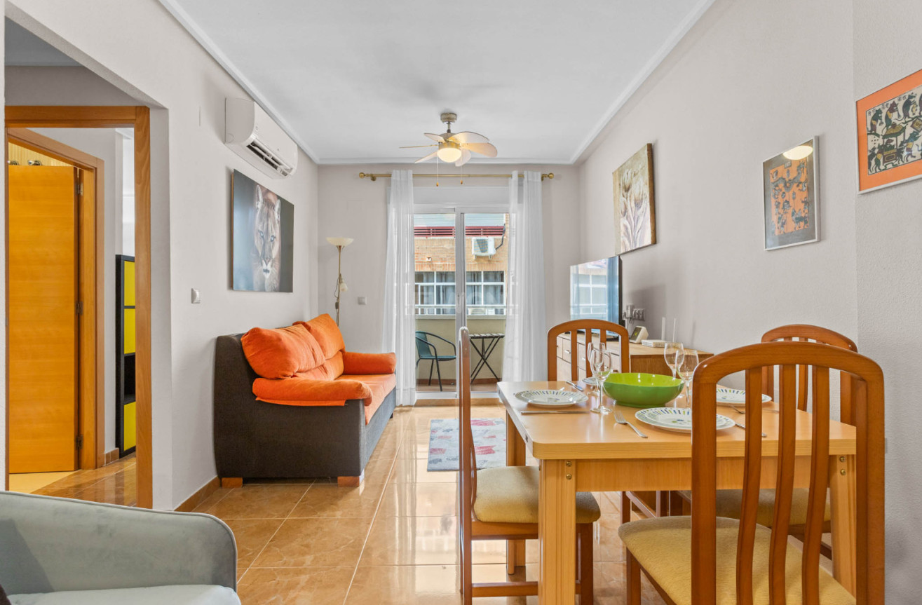 Resale - Apartment / flat - Torrevieja - Costa Blanca