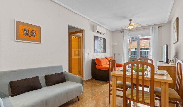 Resale - Apartment / flat - Torrevieja - Costa Blanca