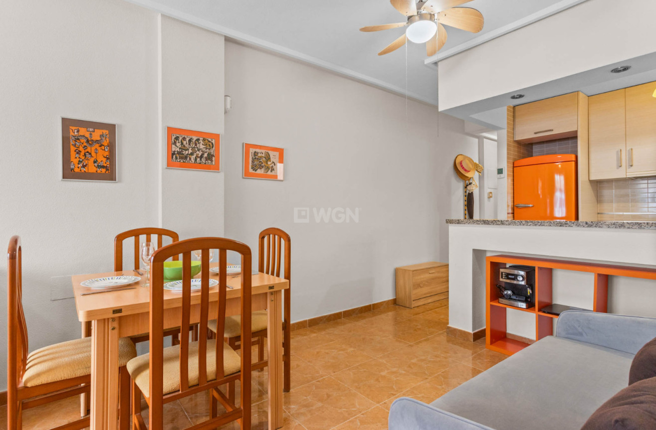 Resale - Apartment / flat - Torrevieja - Costa Blanca